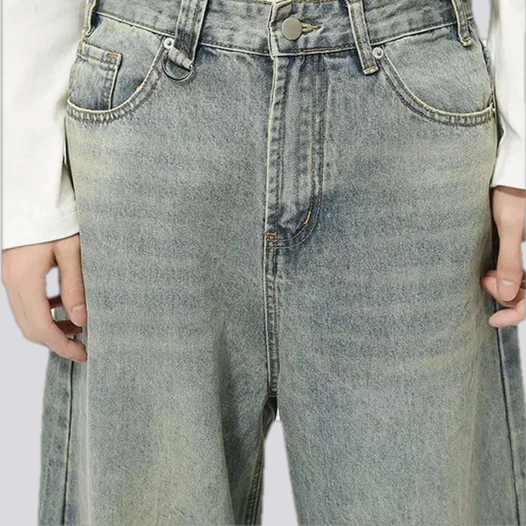 Light 90s fashion faded men's jeans